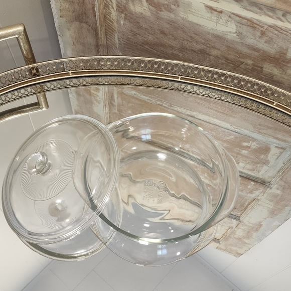 VINTAGE PYREX baking dish 023n 1.5Qt w/ Lid - Picture 2 of 2